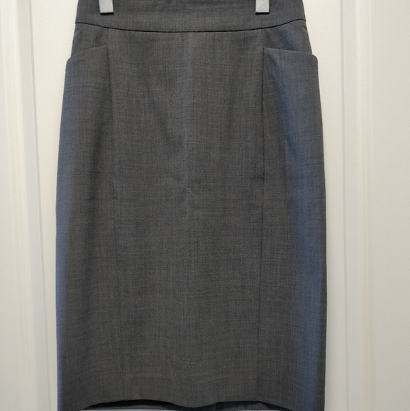 ARITZIA Talula Babaton Grey Wool Skirt - Picture 5 of 9
